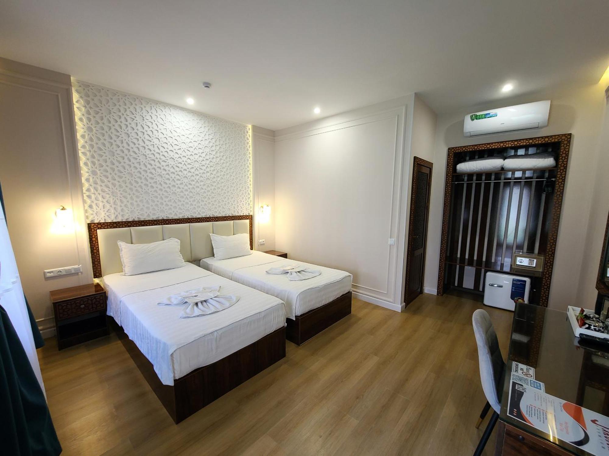 Hotel Jahongir Premium Samarkand Esterno foto